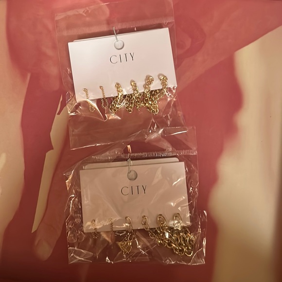 NWT multi earring sets - Picture 1 of 4